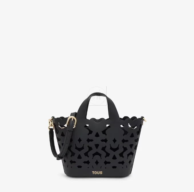 Tous